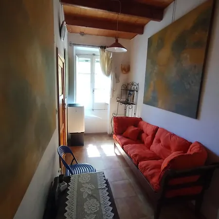 Casa Cavour Διαμέρισμα *